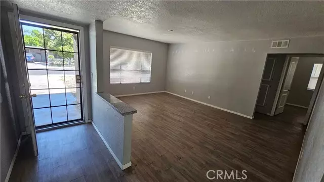 Colton, CA 92324,1541 Rialto