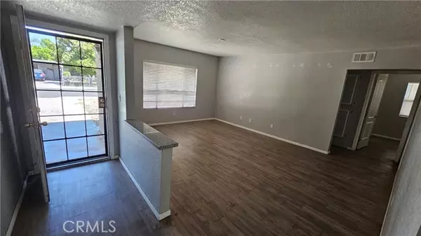 1541 Rialto, Colton, CA 92324