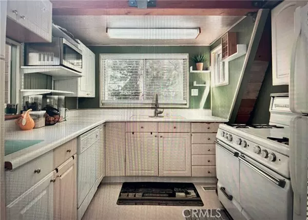 Lake Arrowhead, CA 92352,27874 Matterhorn Drive