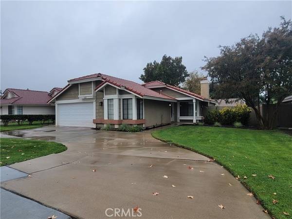 1221 N Dearborn Avenue, Redlands, CA 92374