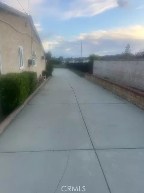 San Bernardino, CA 92407,641 W 48th