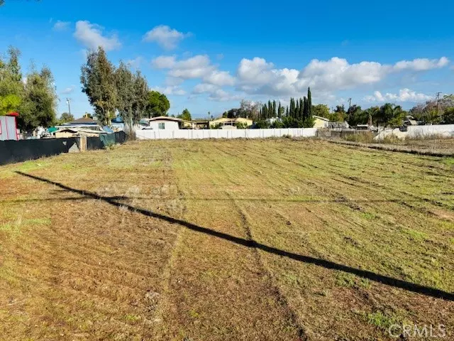 Perris, CA 92570,0 Mural Street