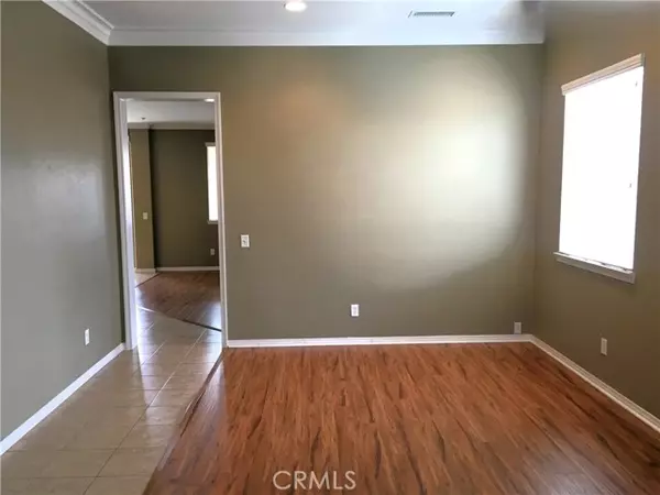 Fontana, CA 92336,15213 Hawk