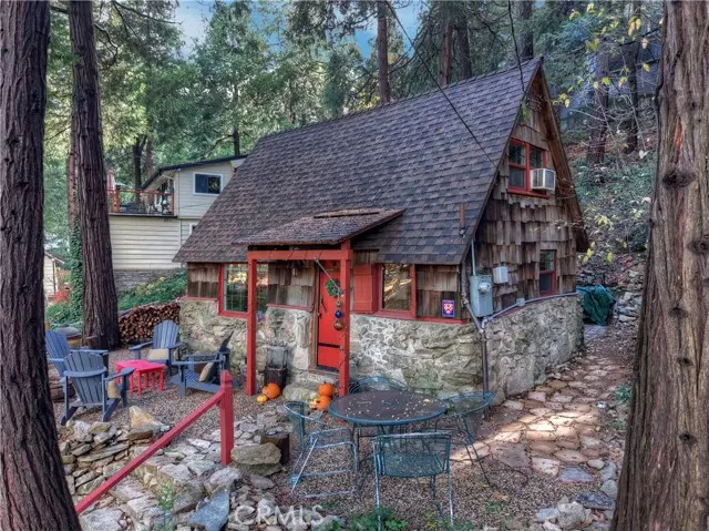 Crestline, CA 92325,23270 Brookside
