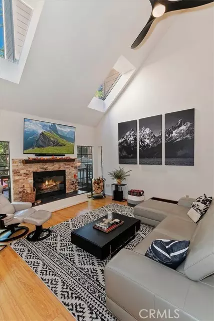 Lake Arrowhead, CA 92352,27162 Peninsula Drive