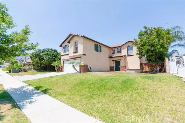 Corona, CA 92882,2340 Talbot Circle