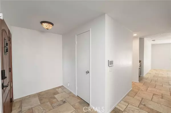 Riverside, CA 92505,5670 Peacock