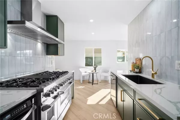 Huntington Beach, CA 92647,17381 Meer