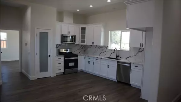 California City, CA 93505,10408 Peach Avenue