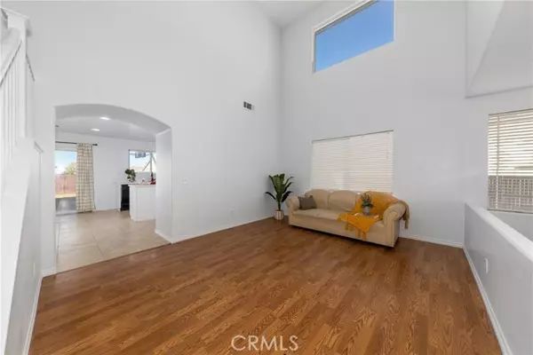 Adelanto, CA 92301,9868 Maple Court