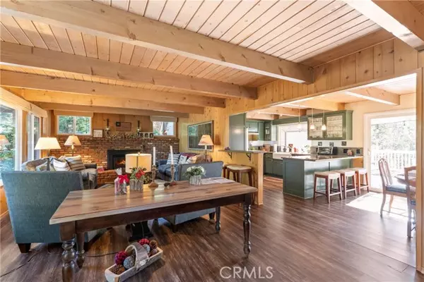 Lake Arrowhead, CA 92352,27685 High Knoll Rd.