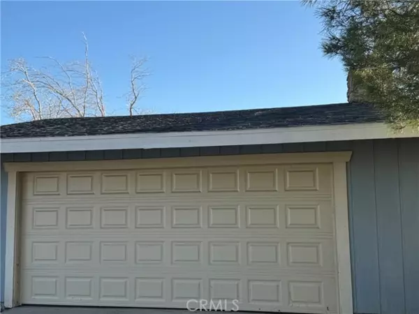 Hesperia, CA 92345,17747 Walnut