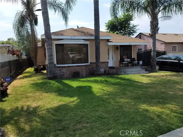 Compton, CA 90221,209 S Essey Avenue