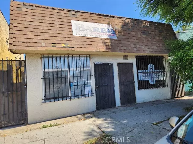 10018 S Main Street, Los Angeles, CA 90003