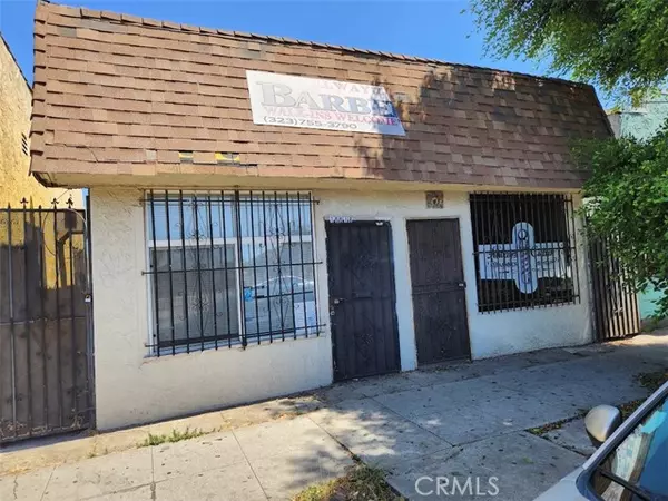 10018 S Main Street, Los Angeles, CA 90003