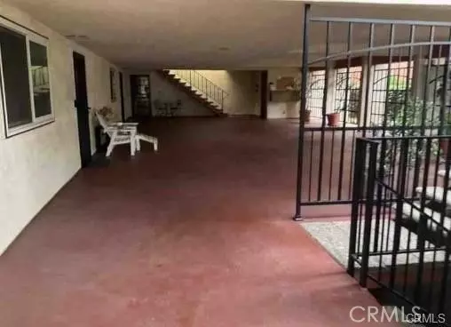 Signal Hill, CA 90755,2231 Saint Louis Avenue #101B