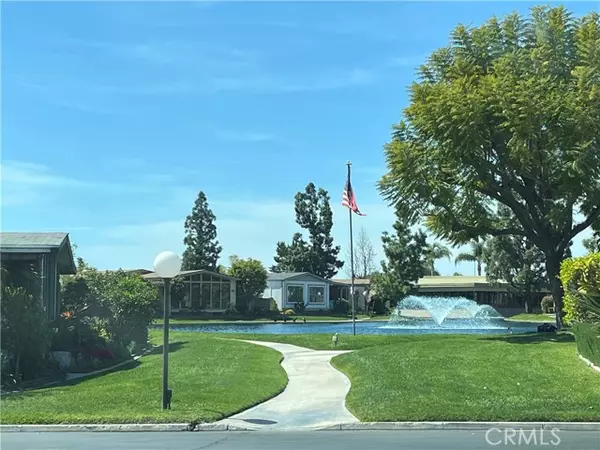 Brea, WA 98821,755 Village Lake Mall #337