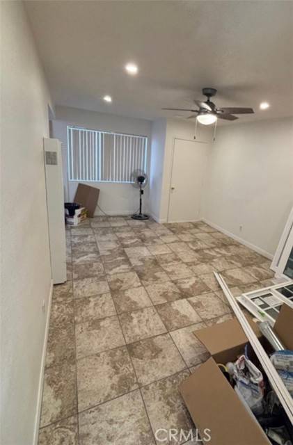 Hawthorne, CA 90250,12706 Doty Avenue #C