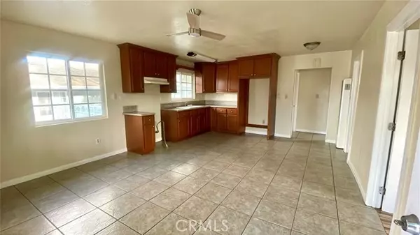 Los Angeles, CA 90044,1340 W 109 Street #1/2