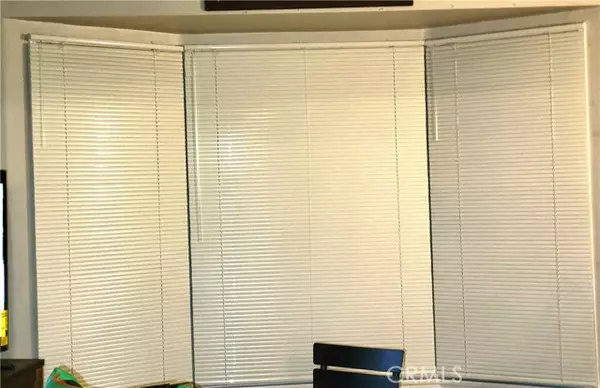 10038 S St Andrews, Los Angeles, CA 90047