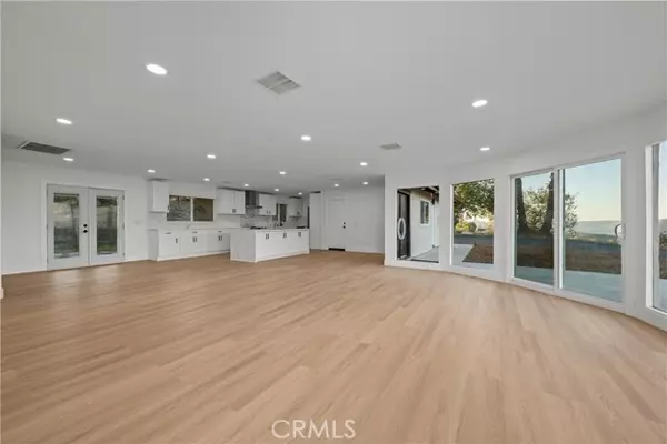 Valley Center, CA 92082,32336 Cole Grade Road