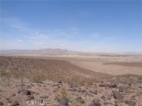 1 Rocky View Rd., Newberry Springs, CA 92327