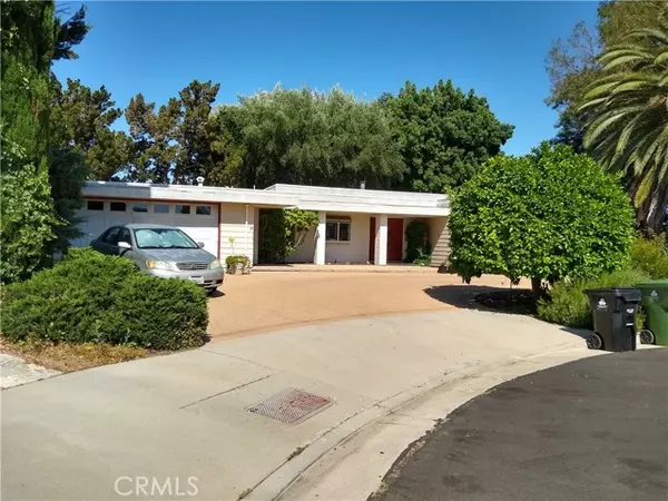 20316 Minnehaha Street, Chatsworth (los Angeles), CA 91311