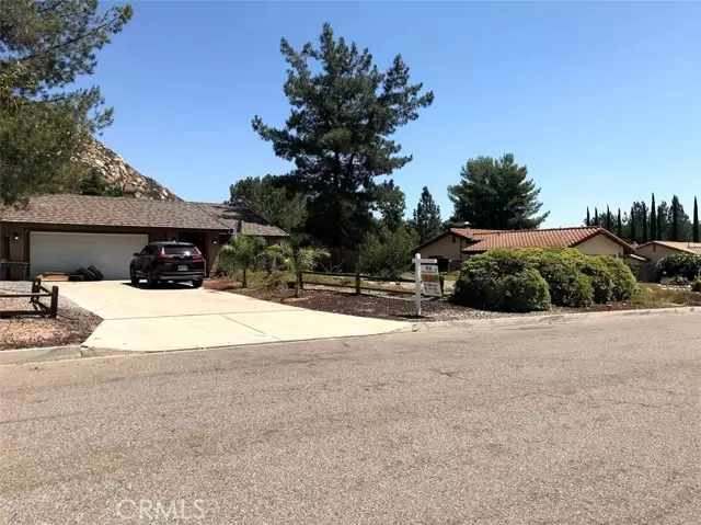 Ramona, CA 92065,25150 Poderio Drive