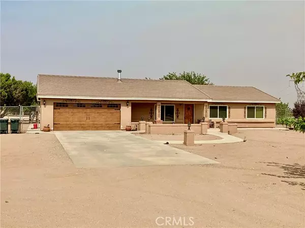 10470 Cedar Street, Oak Hills, CA 92344