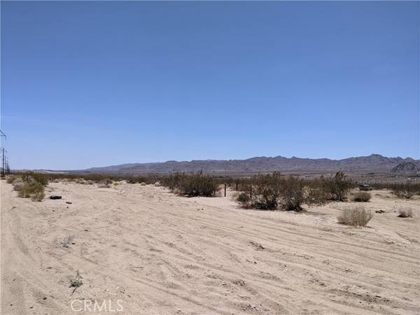 0 None, Joshua Tree, CA 92277