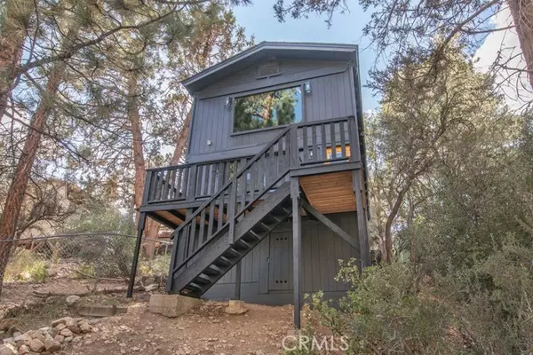 186 Riverside Avenue, Sugarloaf, CA 92386