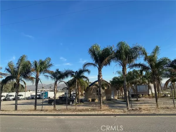 2092 Van Dell Road, Jurupa Valley, CA 92509