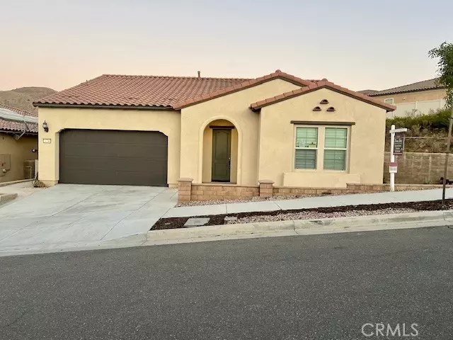 Corona, CA 92883,24280 Crestley Drive