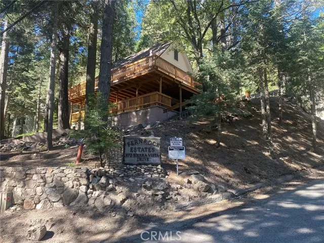 Twin Peaks, CA 92391,876 Sierra Vista Drive