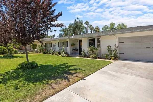 Redlands, CA 92373,221 Phlox Avenue