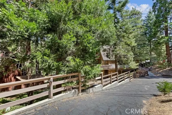 Crestline, CA 92325,1213 Jungfrau Drive