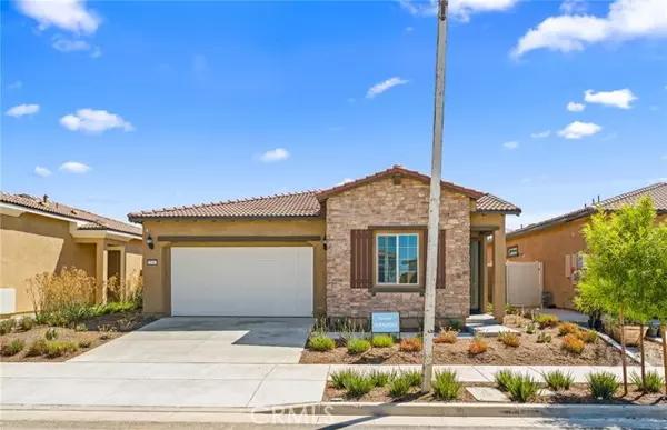 11943 Greenpeak Street, Corona, CA 92883