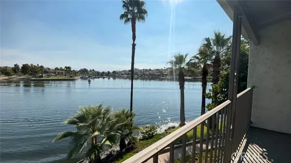 Canyon Lake, CA 92587,22136 Treasure Island #22