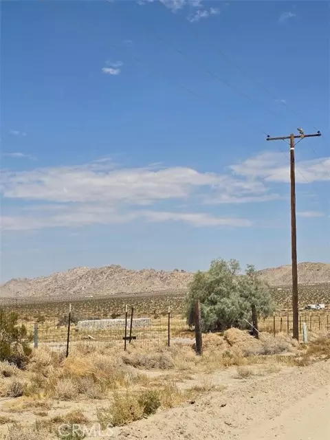 Lucerne Valley, CA 92356,10252 Santa Fe Road