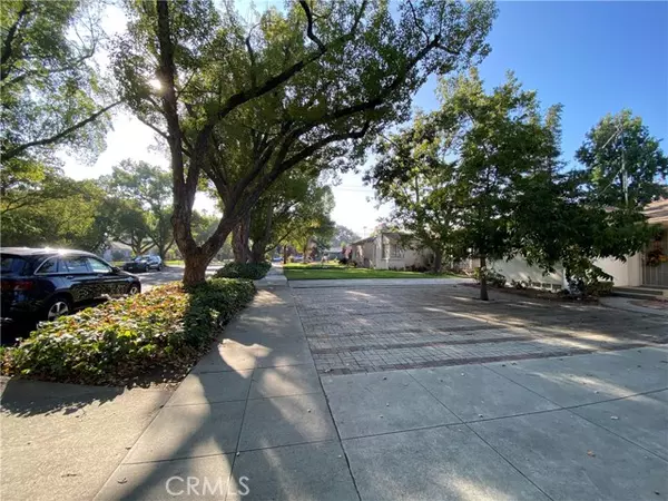 Ontario, CA 91764,511 E Harvard Place