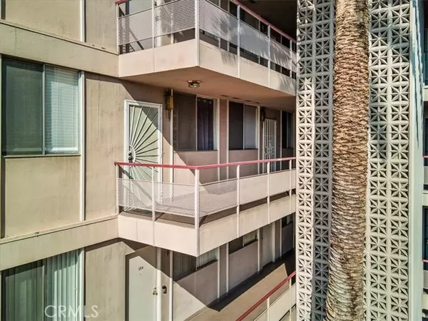 Riverside, CA 92506,6979 Palm Court #234J