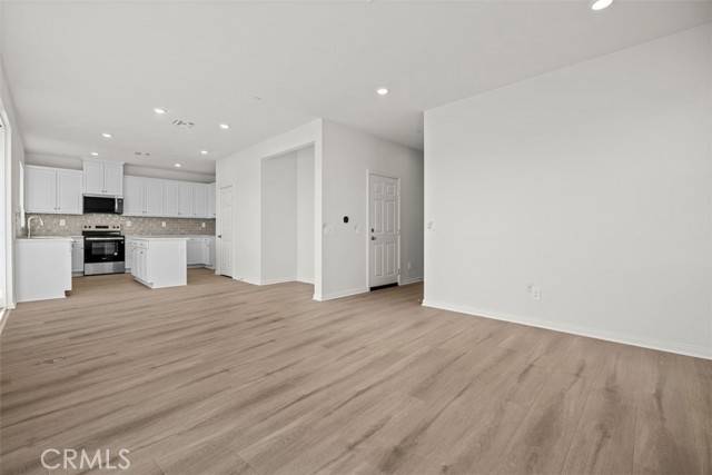Menifee, CA 92585,27070 Kodiak Court