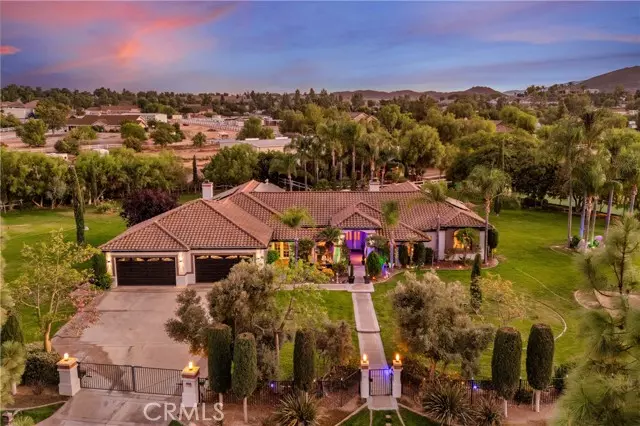 Riverside, CA 92570,17325 High Country Circle