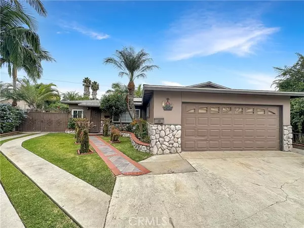 2223 W Saint Anne Place, Santa Ana, CA 92704