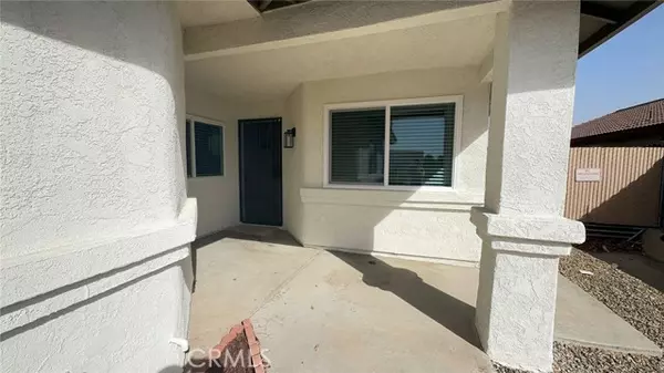 Hemet, CA 92543,866 Ollie Way