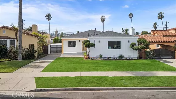 3945 S Norton Avenue, Los Angeles, CA 90008