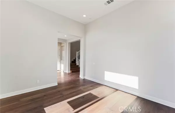 Chatsworth (los Angeles), CA 91311,11722 Canoga Drive