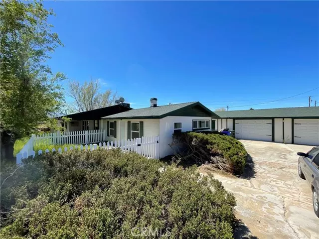 Apple Valley, CA 92307,21621 Pine Ridge Avenue