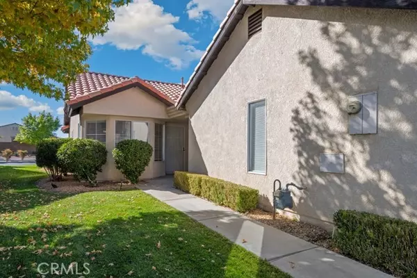 Apple Valley, CA 92308,11530 Oak Street