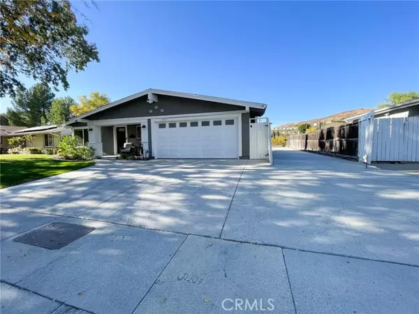 Canyon Country (santa Clarita), CA 91351,18857 Darter Drive